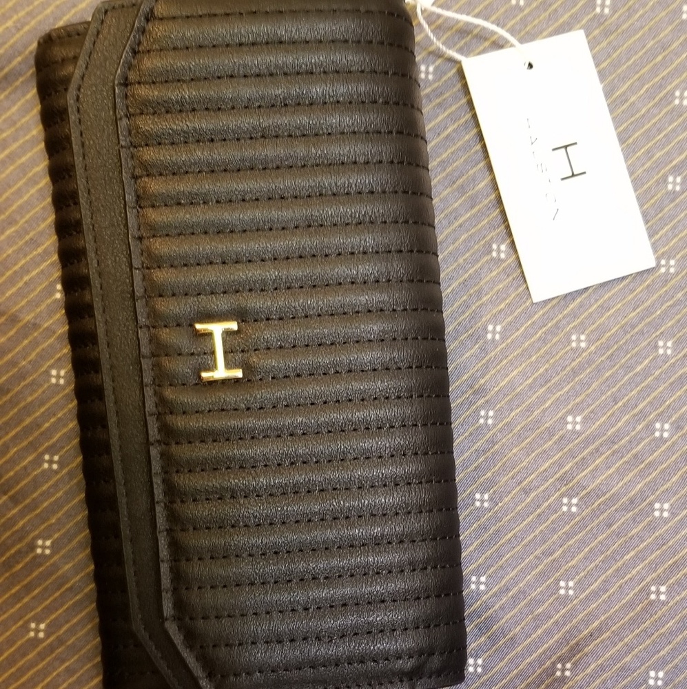 Halston wallet